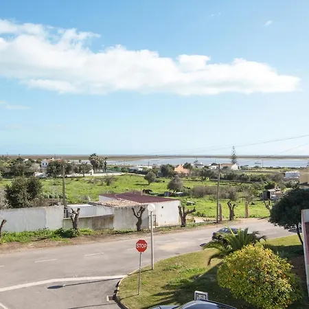 בית נופש Casa De Mar מונקאראפאצ'ו